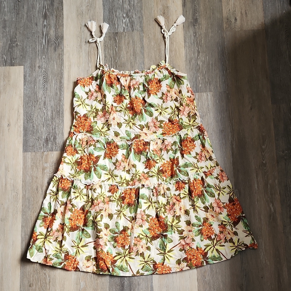 Floral Casual Dress with Orange and Green Design